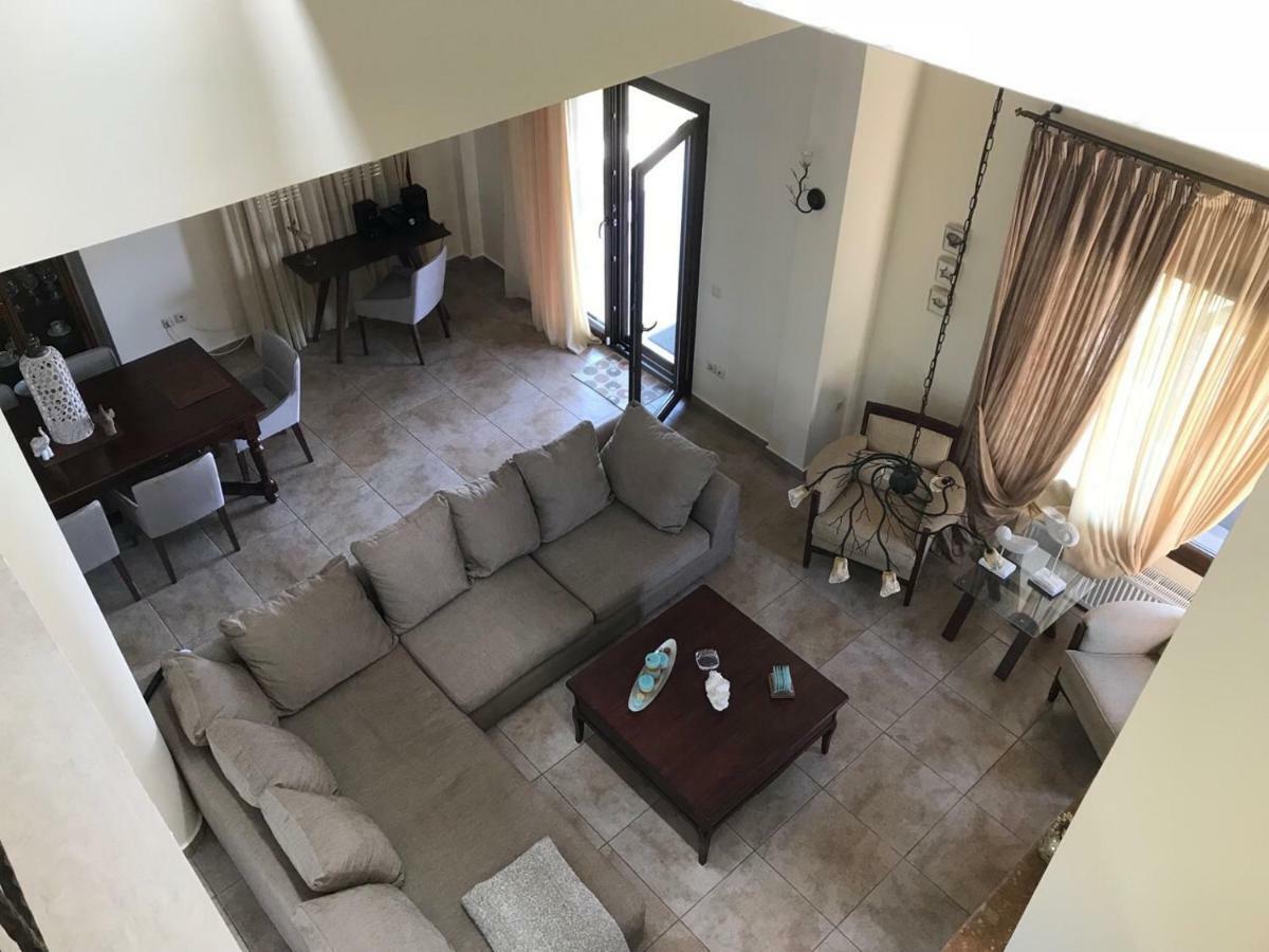 M Varkes Villa Nea Moudania Exterior photo